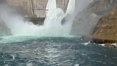 Türkiye’nin enerji üretimi açısından 2’nci büyük barajı olan Karakaya Barajında
