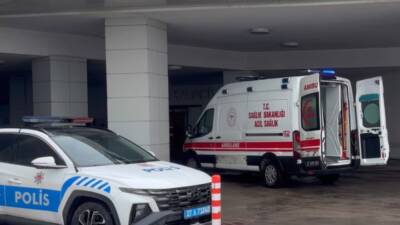 Gaziantep’te karne töreni sonrası okuldan çıkan öğrenciler arasında çıkan kavgada