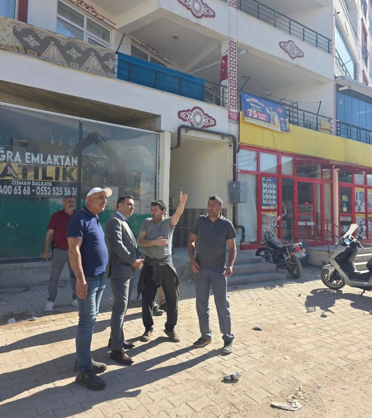 Adıyaman Gölbaşı Kaymakamı Kadir Algın, ilçede orta ve ağır hasarlı