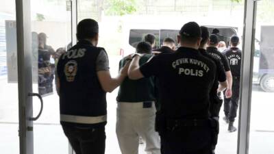 Mardin merkezli eş zamanlı fuhuş operasyonunda 6 tutuklama.