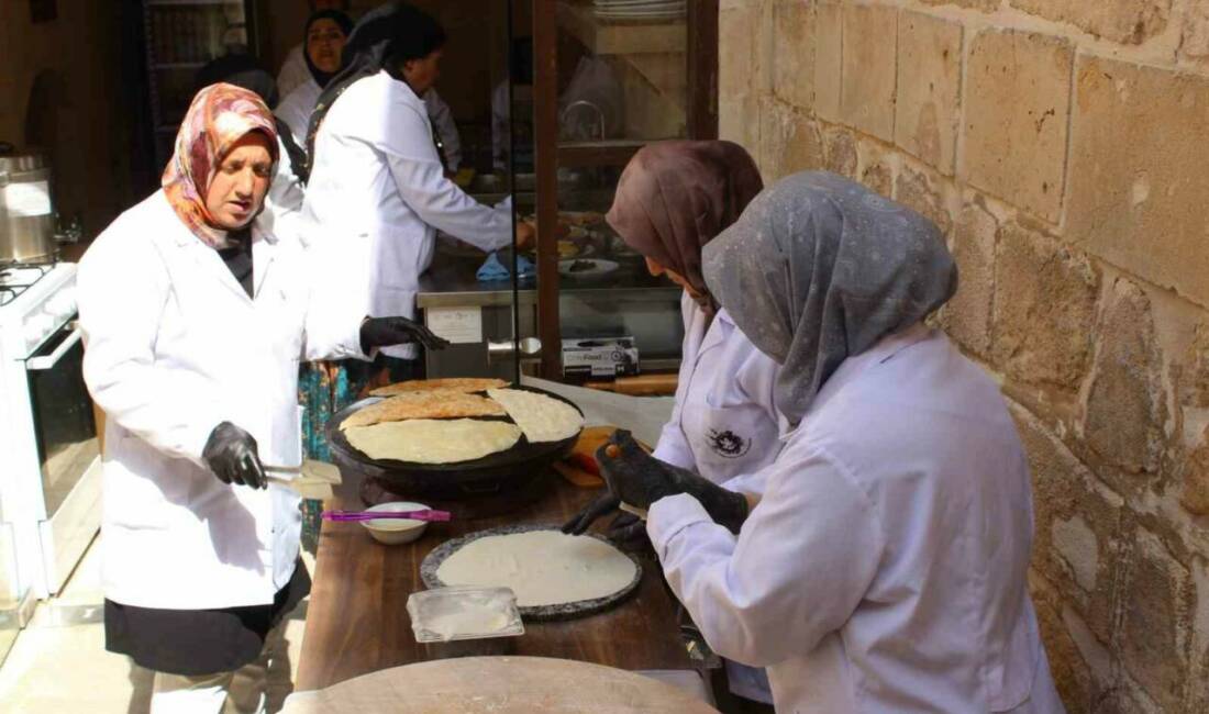 Mardin’in Midyat ilçesinde kooperatif çatısı altında buluşan kadınlar el emekleri