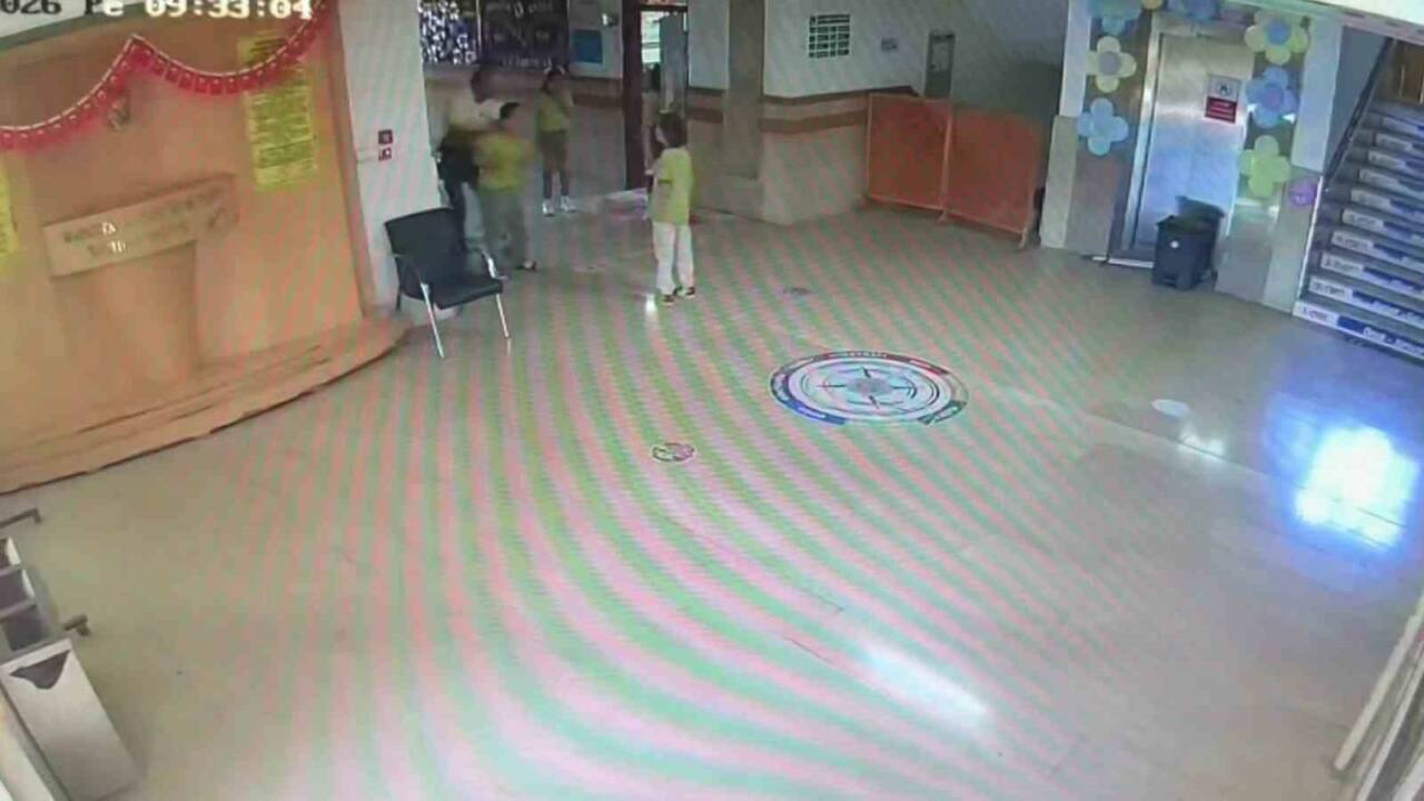 Adıyaman’da, boğazında şeker kalması sonucu nefes alamayan öğrenci, nöbetçi öğretmenin