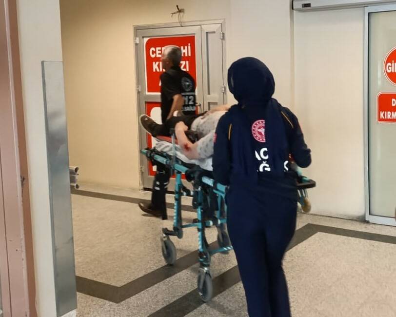 Adıyaman’da otomobil ile motosikletin çarpışması sonucu meydana gelen trafik kazasında