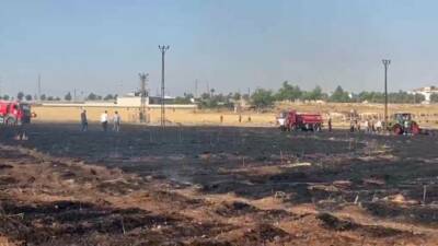 Şanlıurfa’nın Viranşehir ilçesinde çıkan yangında yaklaşık 60 dönüm buğday ekili