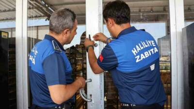 Şanlıurfa’da zabıta denetimi sırasında mide bulandıran görüntülerin ortaya çıktığı unlu