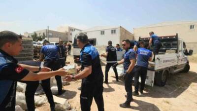 Şanlıurfa’da, Eyyübiye Belediyesi Zabıta Müdürlüğü ekiplerinin gıda toptancısı denetimlerinde ele