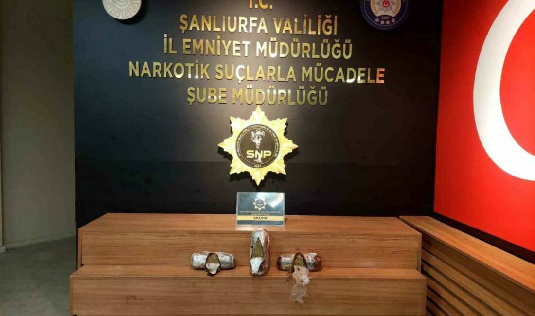 Şanlıurfa’da polis ekipleri tarafından bir araçta yapılan aramada 2 kilo
