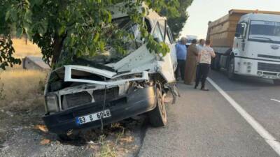 Şanlıurfa’da tır, servis minibüsü, hafif ticari araç ve otomobilin karıştığı