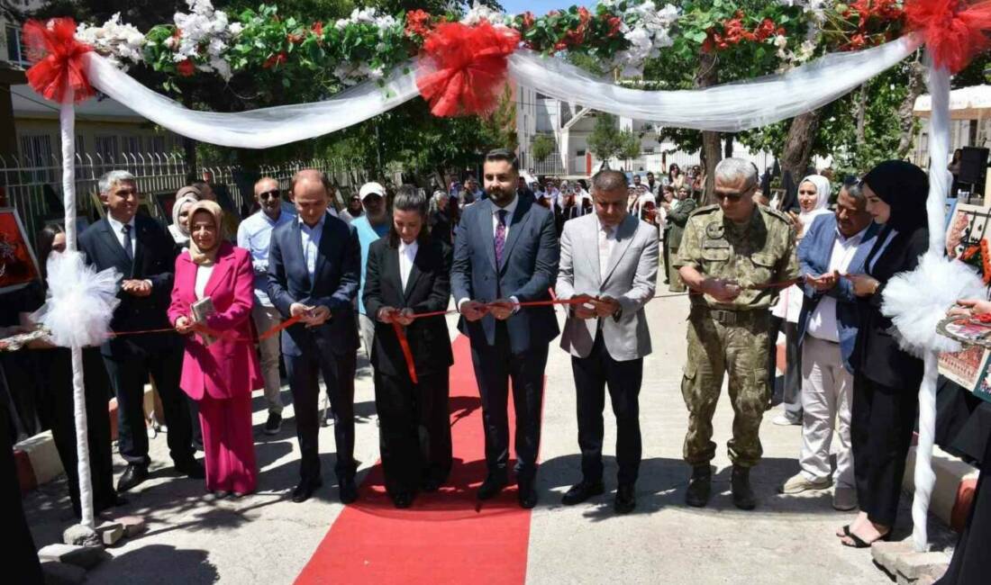 Milli Eğitim Bakanlığı Hayat Boyu Öğrenme Genel Müdürlüğü koordinesinde her