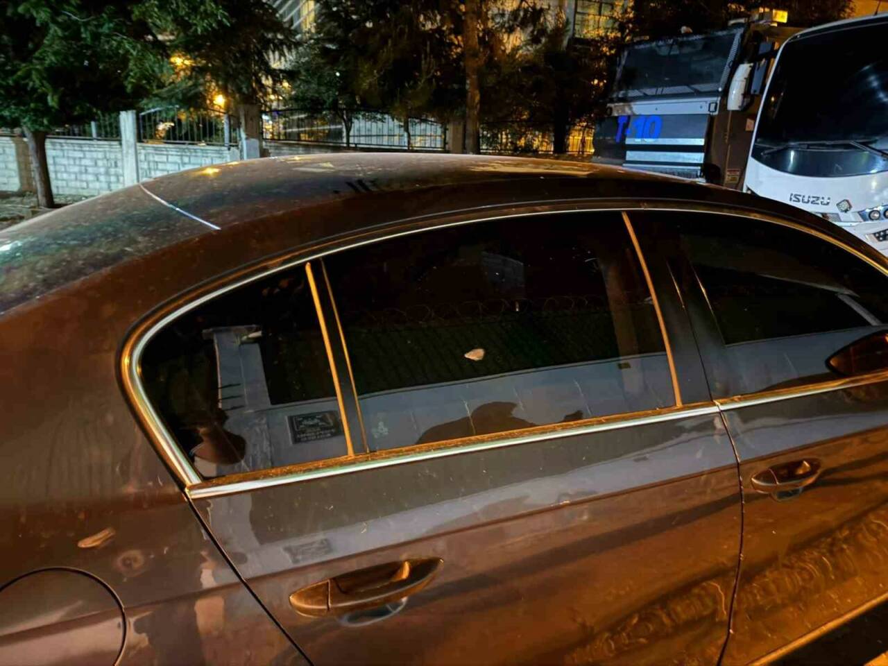 Şanlıurfa’nın Halfeti ilçesinde kontrolden çıkarak sürüklenen tekne haberinden dolayı Gazeteci