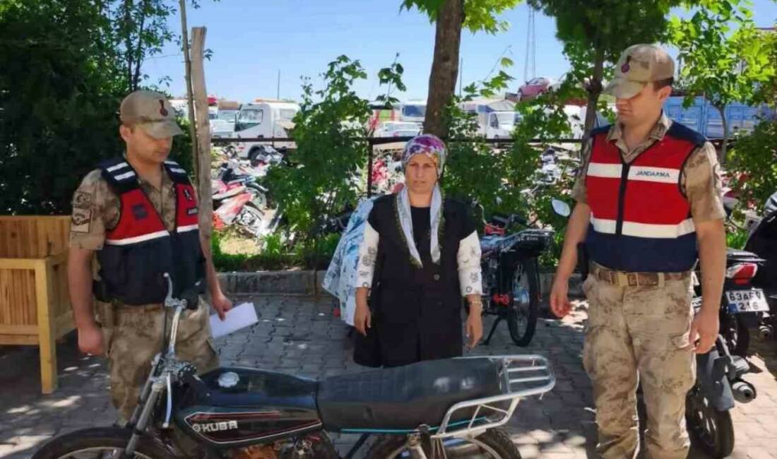 Şanlıurfa'nın Siverek ilçesinde 3 ay önce çalınan motosiklet, jandarma ekiplerinin