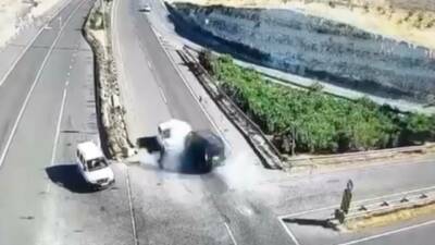 Şanlıurfa’nın Birecik ilçesinde 3 kişinin hayatını kaybettiği kazanın güvenlik kamerası