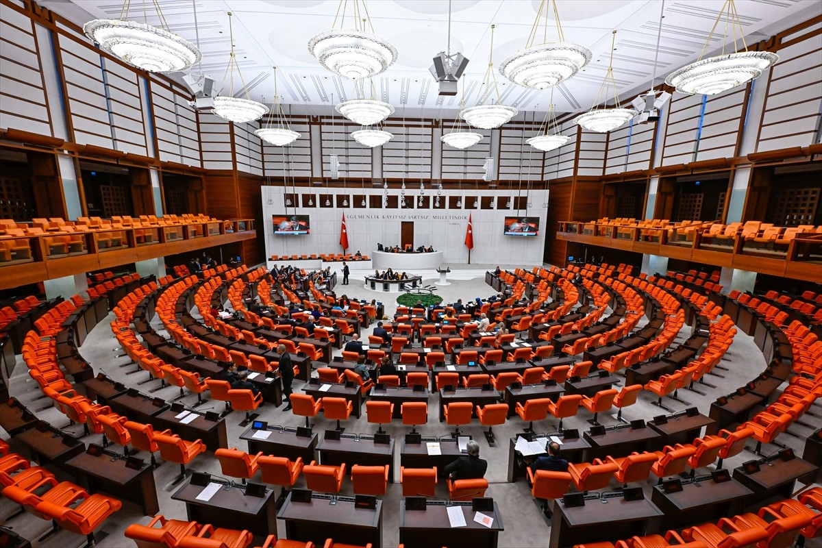 Memur Emeklilerine Seyyanen Zam İçin Kanun Teklifi TBMM’de