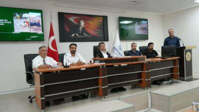 Adıyaman Belediye Başkanı Abdurrahman Tutdere, temizlik hizmetlerinde kiralık araç dönemini