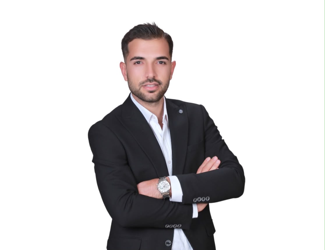 Yasin Şahin yazar fotoğrafı