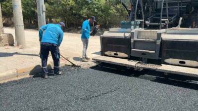 Adıyaman'da, termometrelerin 40 dereceyi aştığı sıcak havada, işçiler 170 dereceyi
