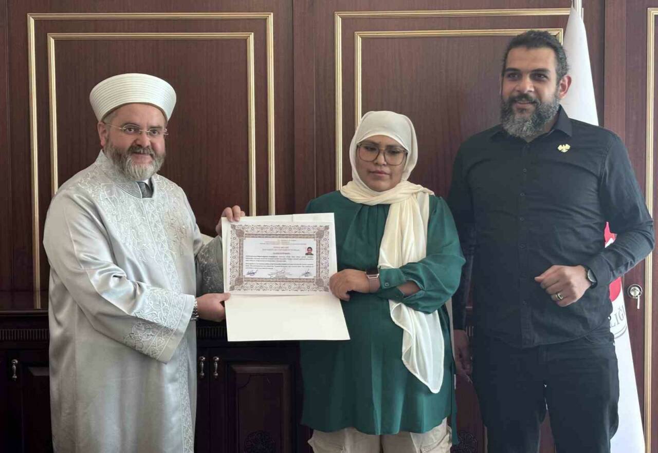 Arjantin’den Gaziantep’e gelerek Suriyeli Muhammet Bektaş ile hayatını birleştiren Eva