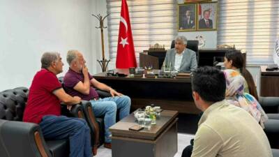 Kahta Belediye Başkanı Mehmet Can Hallaç, vatandaşlarla kurduğu güçlü iletişimi