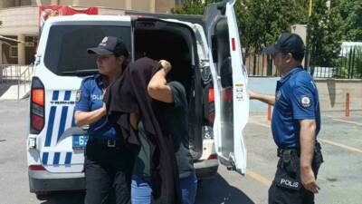 Hastanedeki yeni doğan bölümünden bebek kaçırmaya çalıştığı gerekçesiyle gözaltına alınan
