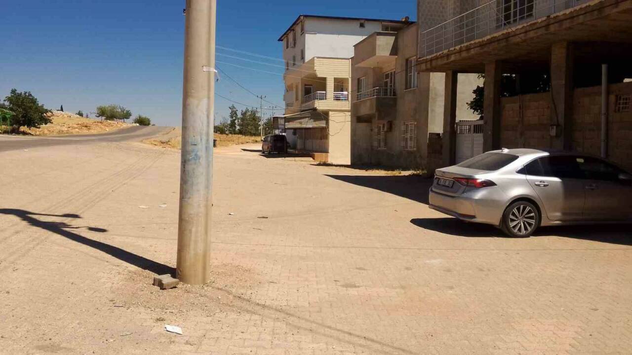 Şanlıurfa’nın Halfeti ilçesinde 1 buçuk yaşındaki çocuğu başıboş sokak köpeğinden