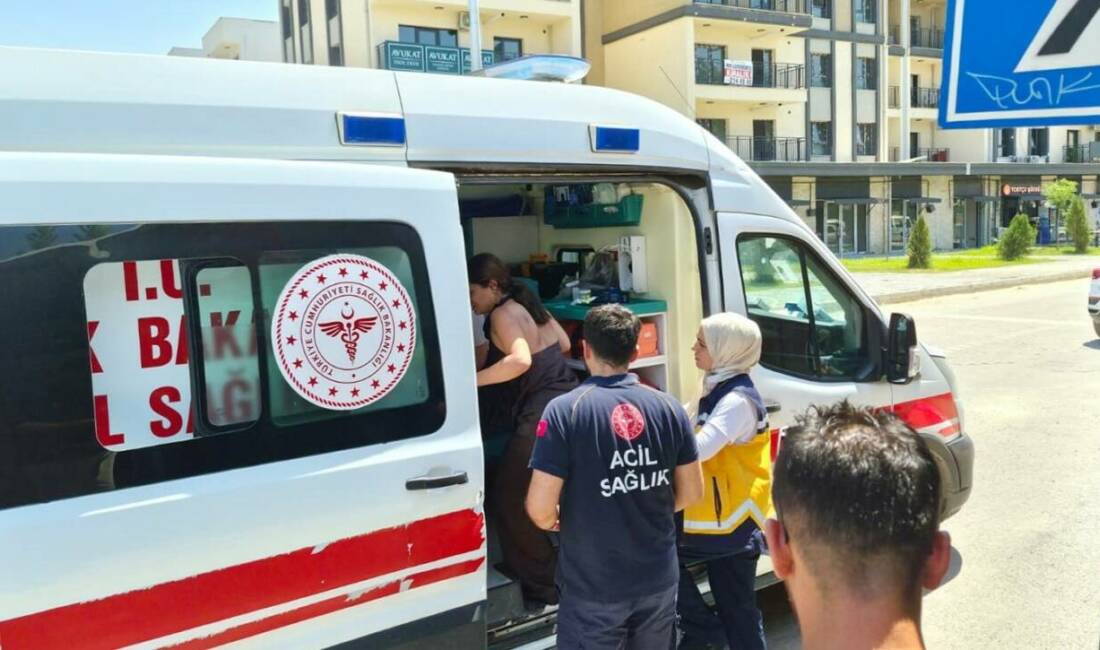 Adıyaman’da sürücüsünün direksiyon hakimiyetini kaybettiği motosikletin devrilmesi sonucu 2 kişi
