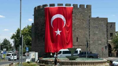 15 Temmuz Demokrasi ve Milli Birlik Günü dolayısıyla Diyarbakır'ın tarihi