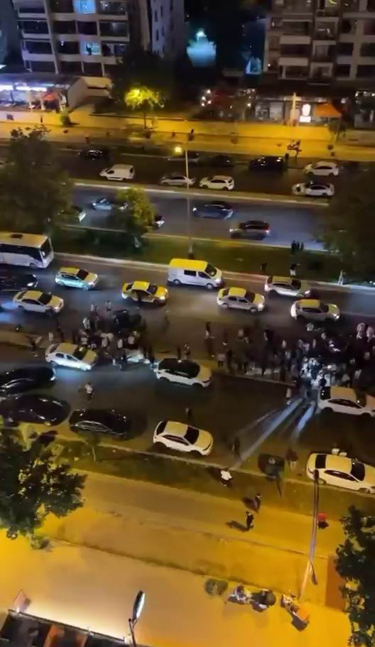 Diyarbakır’da iki otomobilin çarpışması sonucu meydana gelen trafik kazasında 2