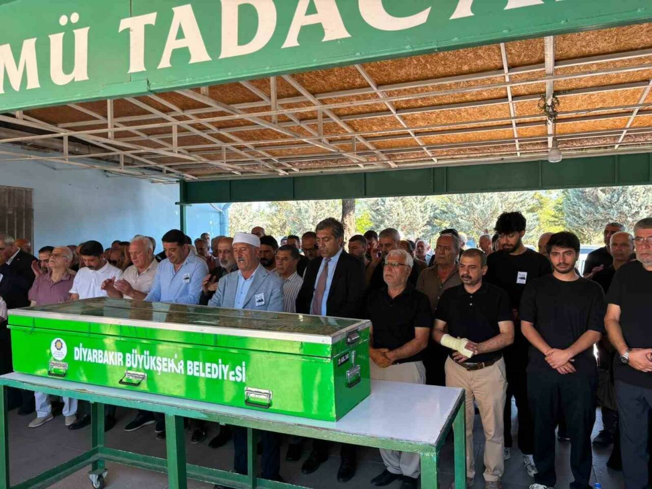 İstanbul’da tedavi gördüğü hastanede hayatını kaybeden DTSO Meclis Başkanı Nevin
