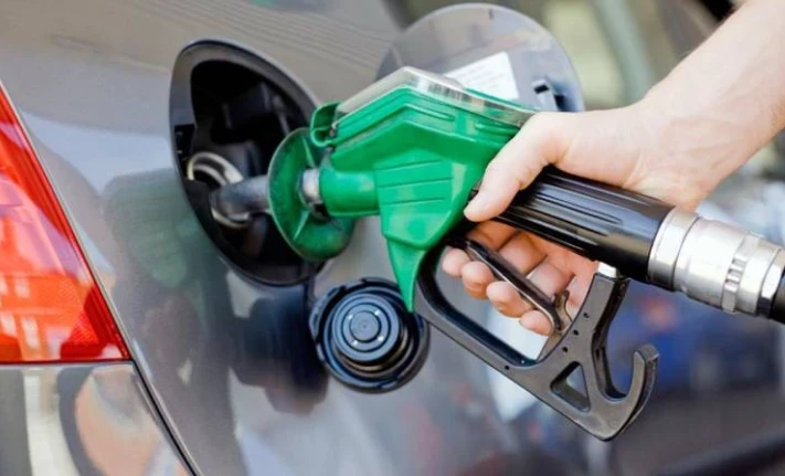 Brent petrol fiyatlarında yaşanan yükseliş akaryakıt fiyatlarını etkilemeye devam ediyor.