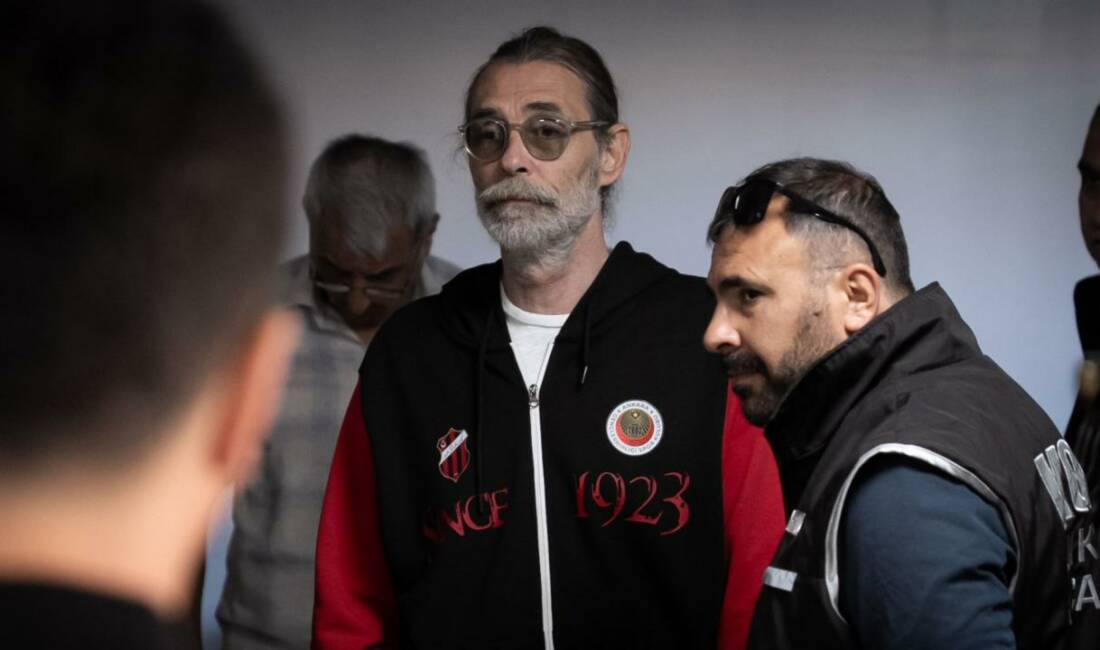 Etimesgut Belediyesine yönelik yolsuzluk soruşturması kapsamında gözaltı kararı verilen 55