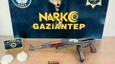 Gaziantep’te iki ayrı adrese yapılan operasyonda 3 adet ruhsatsız tüfek