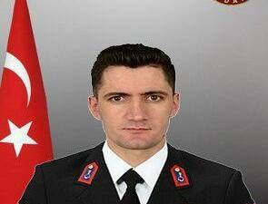 Halı saha maçında kalp krizi geçirerek hastaneye kaldırılan 26 yaşındaki