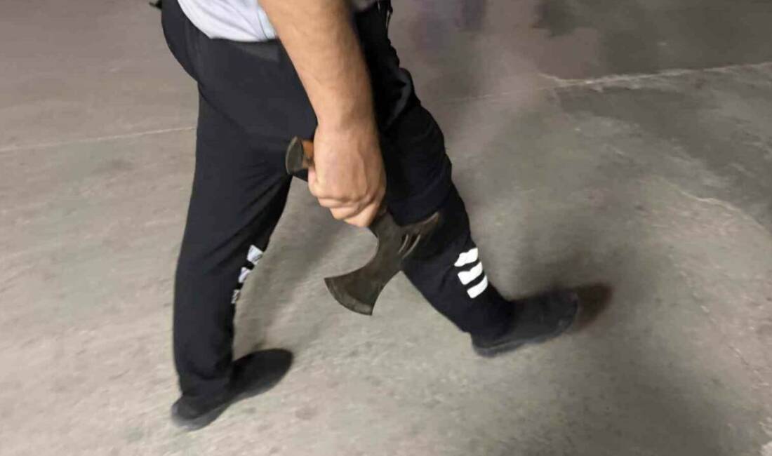 Adıyaman Eğitim ve Araştırma Hastanesi önünde iki grup arasında çıkan