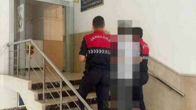 Şanlıurfa’da hırsızlık suçundan aranan şahıs jandarma ekipleri tarafından yakalandı.