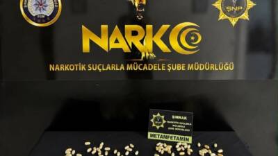 Şırnak'ta, İran uyruklu iki kişinin midesinden 939,26 gram metamfetamin ele