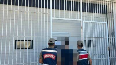 Şanlıurfa’nın Karaköprü ilçesinde jandarma ekipleri tarafından gerçekleştirilen çalışmalarda çeşitli suçlardan