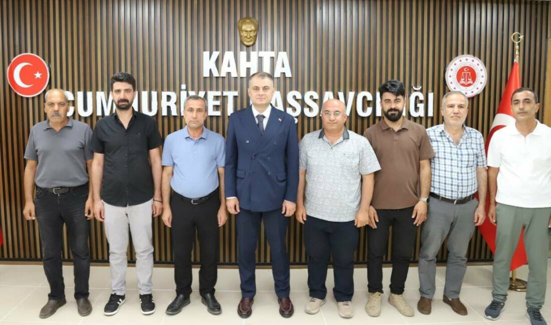 Kahta Gazeteciler ve Yazarlar Cemiyeti Başkanı Mustafa İşeri ile cemiyet