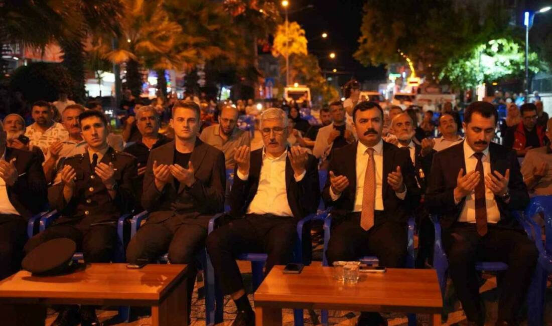 Kahta’da 15 Temmuz Demokrasi Ve Milli Birlik Günü anma programı düzenlendi Adıyaman’ın Kahta Kaymakamlığı koordinesinde düzenlenen 15 Temmuz Demokrasi ve Millî