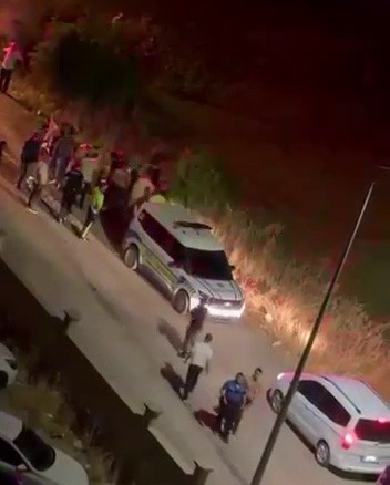 Adıyaman’ın Kahta ilçesinde iki grup arasında çıkan kavgaya polis ekipleri