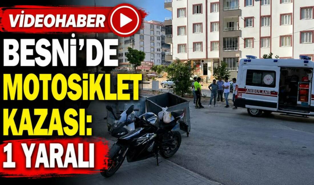 Besni’de Motosiklet Kazası: 1 Yaralı Adıyaman'ın Besni ilçesinde direksiyon hakimiyetini kaybeden motosiklet sürücüsünün yola savrulması