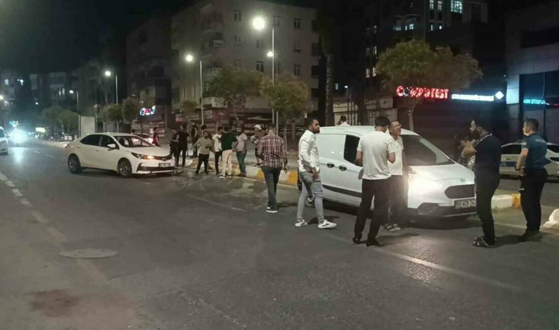 Şanlıurfa’da kaza yapan araçlar, uygulama yapan polis memurunu ezdi. Hastaneye