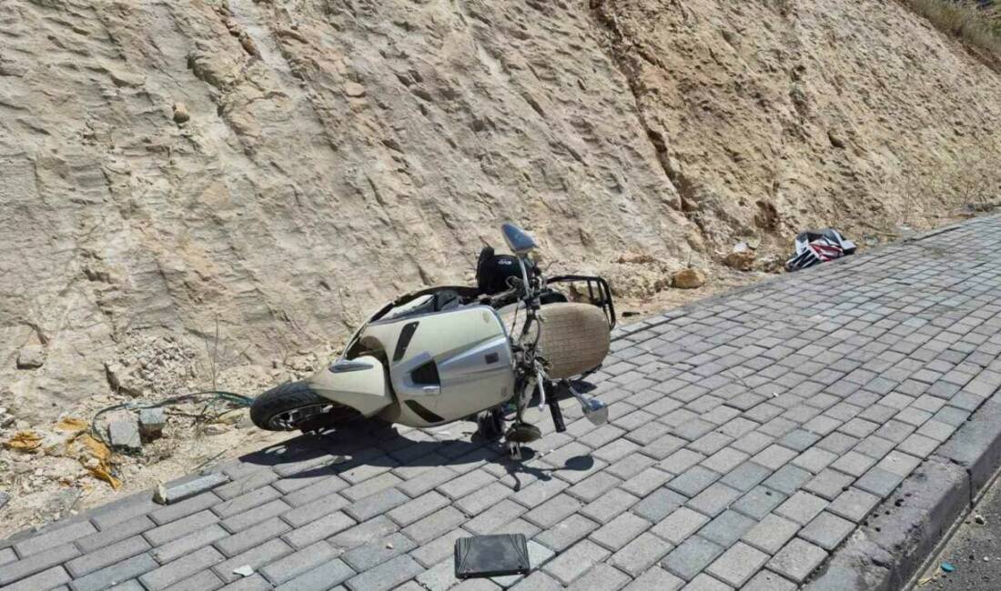 Adıyaman’da sürücüsünün direksiyon hakimiyetini kaybettiği motosikletin devrilmesi sonucu 1 kişi