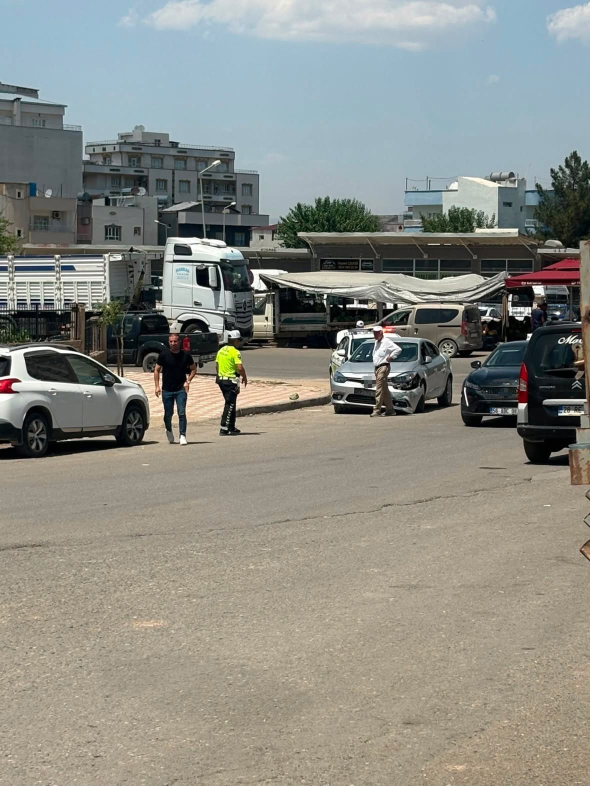 Siirt’in Kurtalan ilçesinde iki araç çarpıştı. Kazada ölen ya da