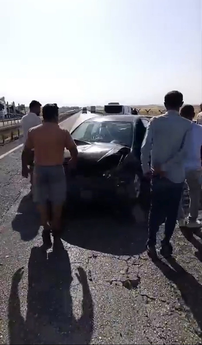 Mardin’in Nusaybin ilçesinde kamyonet ile otomobilin çarpışması sonucu 1 kişi