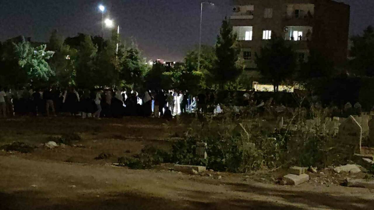 Batman’da mezarlıkta silahlı saldırıya uğrayan baba, oğlu ve yeğeni hayatını
