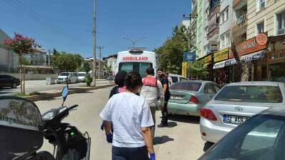 Adıyaman’da rögar kapağı çevresinde oluşan çukur nedeniyle kontrolden çıkan motosikletin