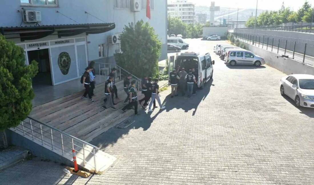 Şanlıurfa’da iletişim yoluyla kendilerini polis, hakim, savcı gibi tanıtarak vatandaşları