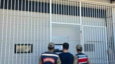 Şanlıurfa’da, hakkında FETÖ/PDY silahlı terör örgütüne üye olmak suçundan 6
