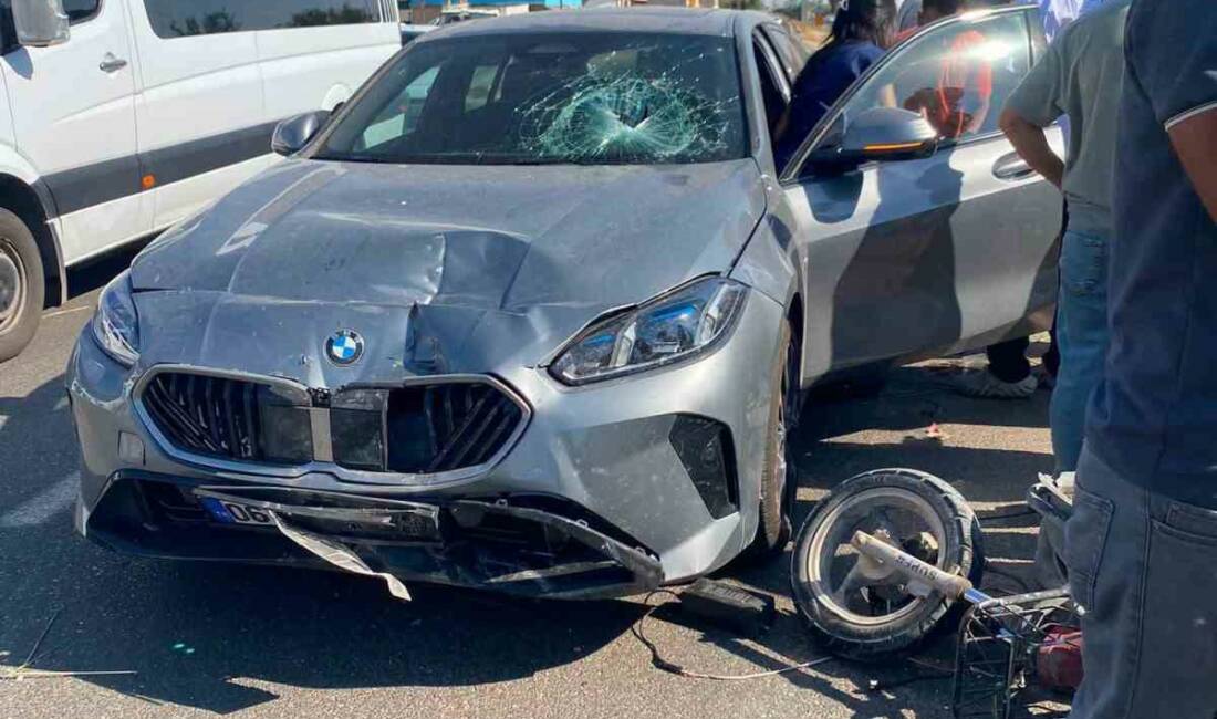 Şanlıurfa’nın Akçakale ilçesinde otomobil ile motosikletin çarpışması sonucu 2 kişi