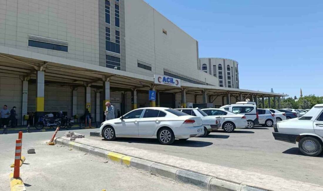 Şanlıurfa’da görev yapan bir sağlık çalışanının hasta yakını tarafından darp